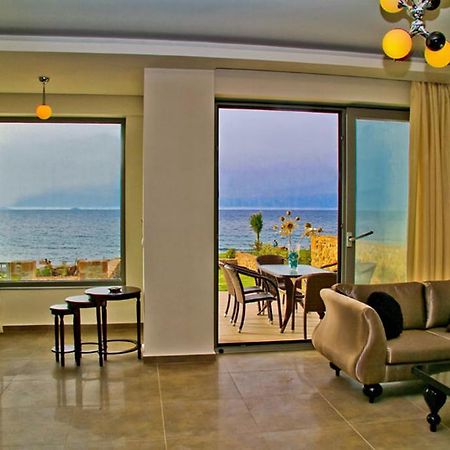 Sea View Beachfront Villa Peri Gúvesz Kültér fotó